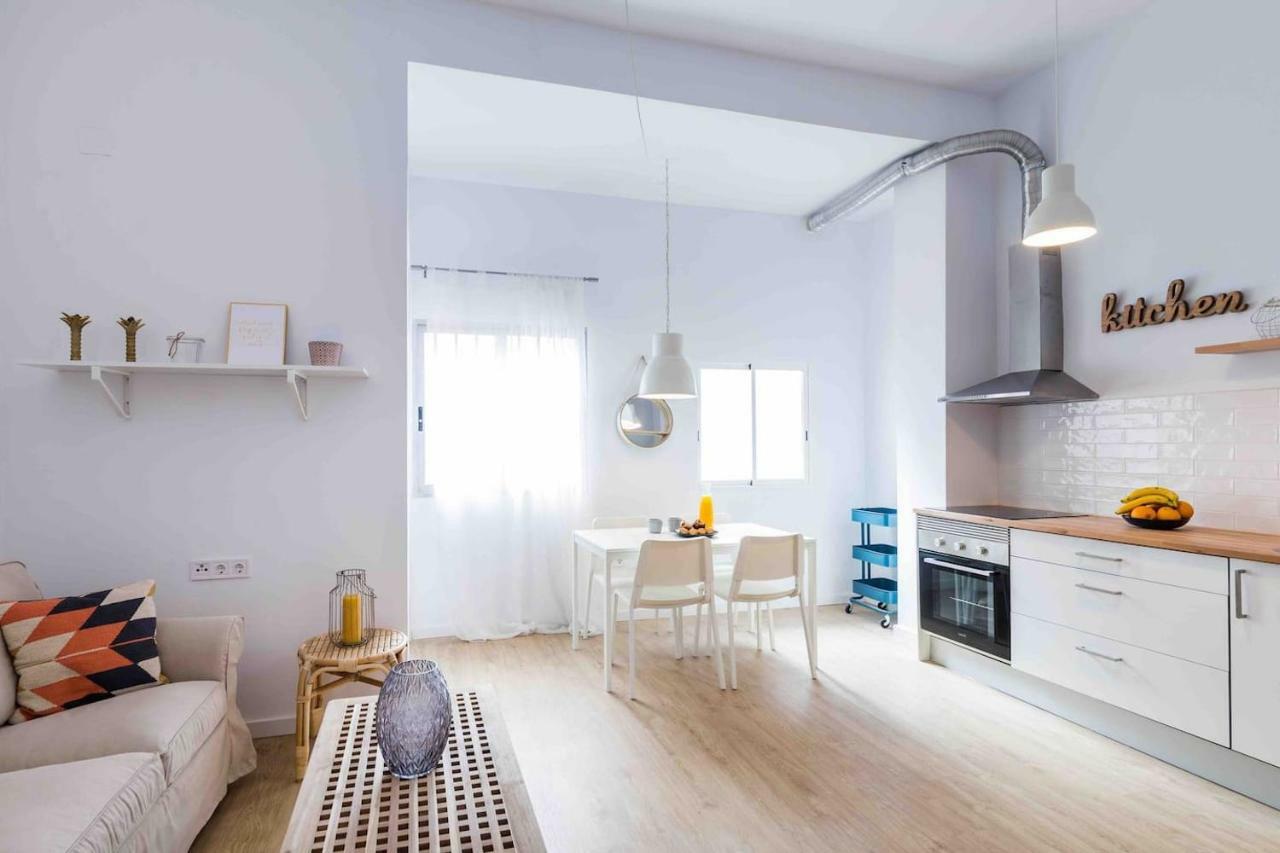 Cozy Apartment Valencia City Center! Buitenkant foto